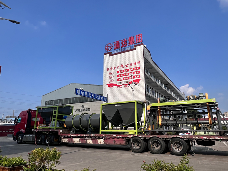 雞屎加工有機(jī)肥的小型設(shè)備特點(diǎn)，投資預(yù)算